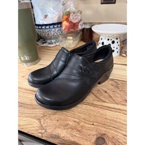 Clarks Women's Black Leather Shoes Size 6M